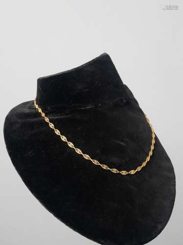 Collier en or jaune Pds : 8, 30 gr