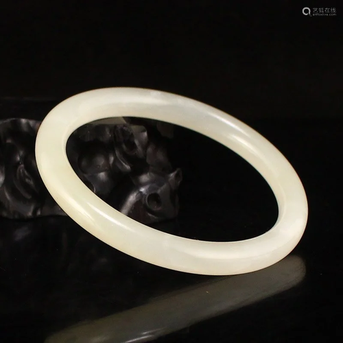 Inside Diameter 62 MM Chinese Hetian Jade Bracelet