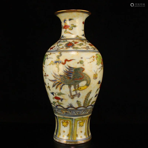 Gilt Gold Blue And White Porcelain Phoenix Design Vase