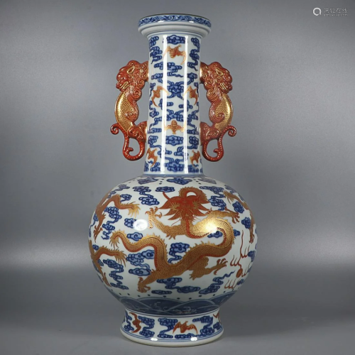 GILT-DECORTAED BLUE & WHITE AND IRON-RED 'DRAGON'