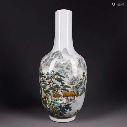 FAMILLE-ROSE 'LANDSCAPE' MALLET VASE