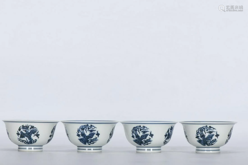 SET OF BLUE & WHITE 'PHOENIX' CUPS