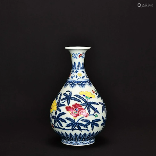 BLUE & WHITE AND PAINTED 'FLORAL' PEAR-FORM VASE