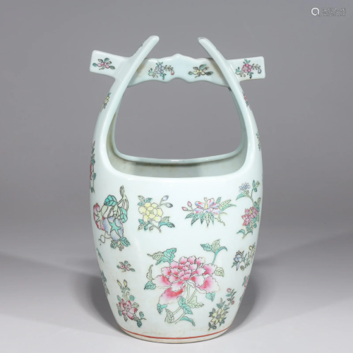 Chinese Famille Rose Porcelain Vessel