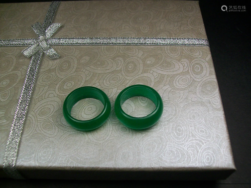 GREEN SYTHETIC JADE RING--D