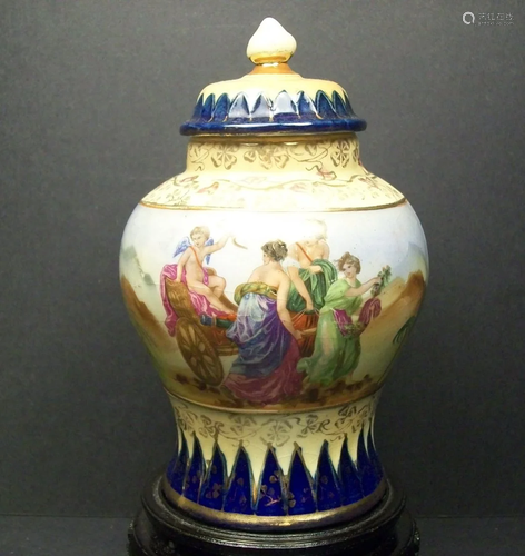 Porcelain A FINE ENAMEL BEAUTIFUL GIRLS JAR