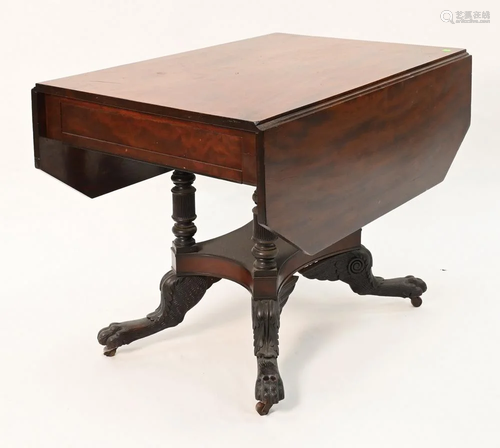 Federal Mahogany Drop Leaf Table, set on turned and