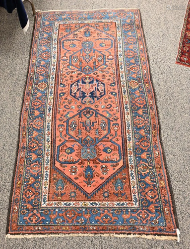 Hamaden Oriental Throw Rug, 3' 5