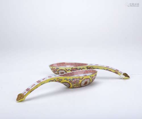A Pair Of Yellow Ground Famille Rose Porcelain Spoons