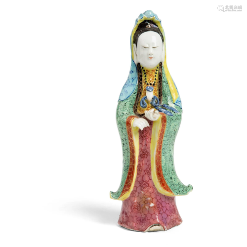 FAMILLE ROSE FIGURE OF A GUANYIN QING DYNASTY, 19TH