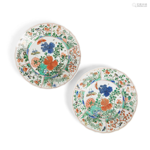 PAIR OF FAMILLE VERTE FOLIATED DISHES QING DYNASTY,