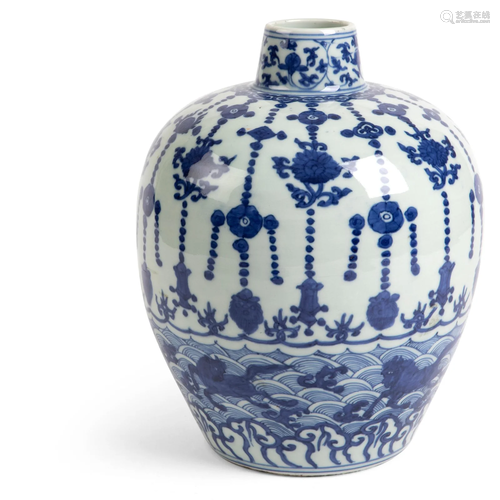 BLUE AND WHITE 'SEA MONSTERS' VASE WANLI MARK BUT…