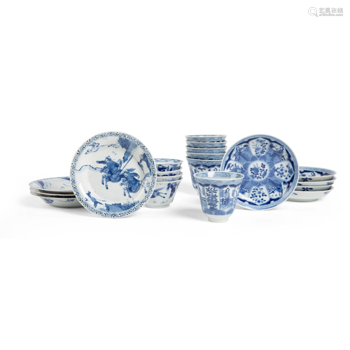 GROUP OF NINETEEN BLUE AND WHITE WARES QING DYNASTY,