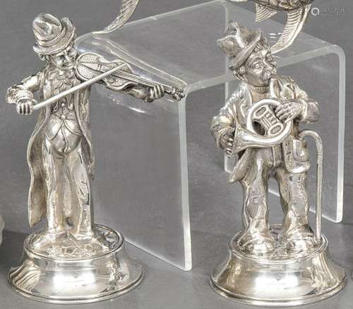 Two musicians in Spanish sterling silver 1st Law. Weight: 39...
