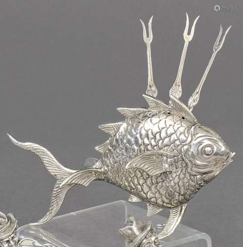 Fish-shaped skewer holder, made of Spanish silver With six s...
