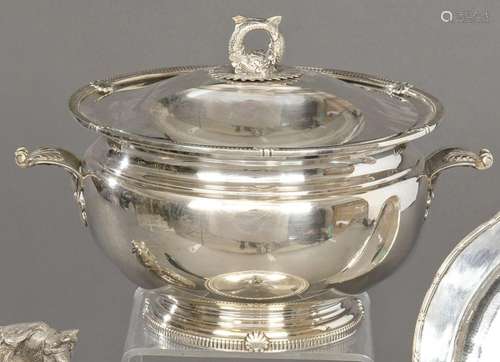 Matilde Espuñes Spanish silver tureen punched, Law 916, with...
