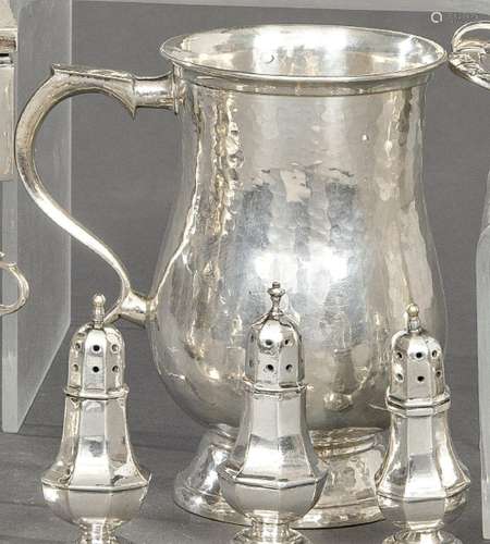 Spanish silver jug ​​stamped 1st Law of López. With work of ...