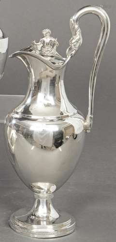 Jug with a silver Empire type lid, with frustras goldsmith m...