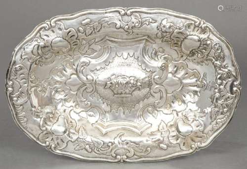 Baroque tray of punched Spanish silver S. XVIII. With decora...
