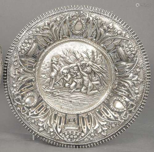 Spanish silver centerpiece punched Law 916 by Dionisio Garcí...