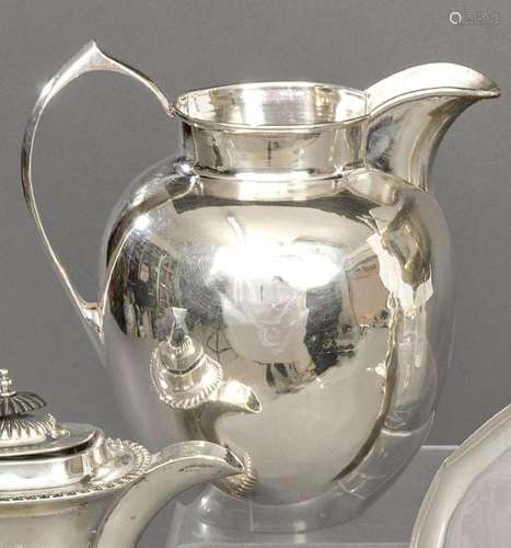 P&P Law 900 punched Peruvian silver spherical body jug. ...