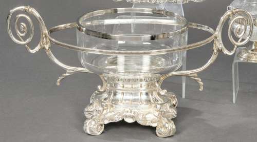 Silver and crystal centerpiece ff. S. XIX. With vegetalized ...
