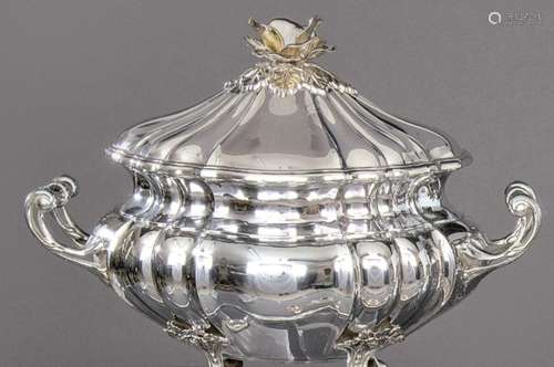 Spanish silver tureen stamped on Law 925 by Pedro Durán. Roc...
