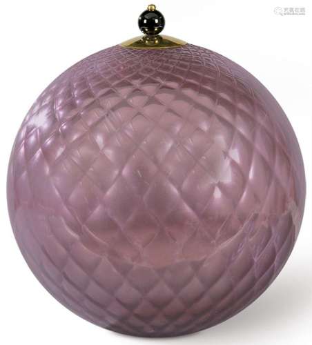 Globular table lamp in purple Murano glass with embossed dec...