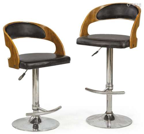 Pair of swivel and height-adjustable stools, "Dolce Vit...