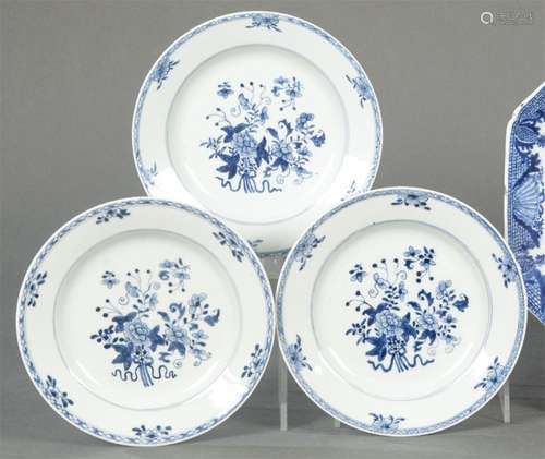 Set of four porcelain plates from the Company of the Indies,...