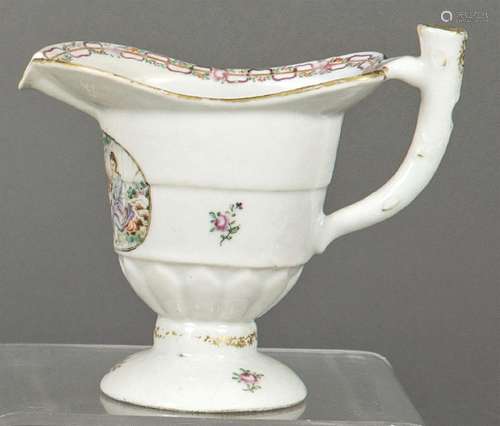 Porcelain milk jug from the Compania de Indias with Pink Fam...