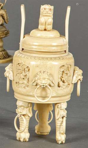 Chinese censer carved in ivory first third S. XX. size: 20.5...