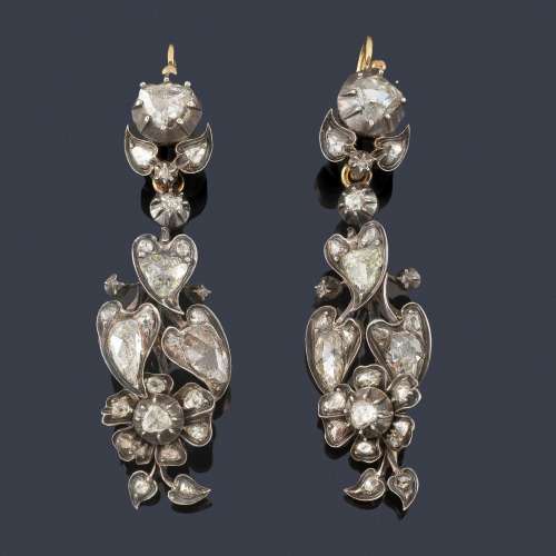 Long Elizabethan period earrings (2nd half 19th ce…
