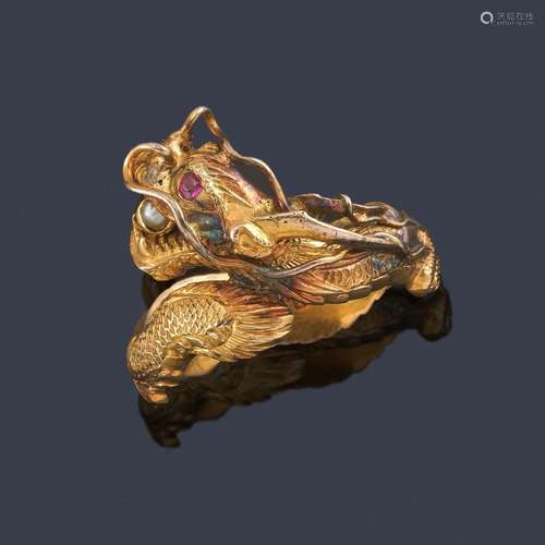 Dragon-shaped ring with ruby, brilliant and little…