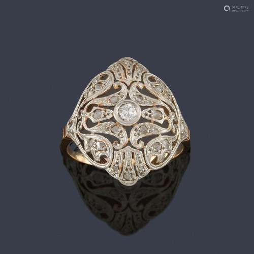 Ring with rose and antique cut diamonds in 18K yel…