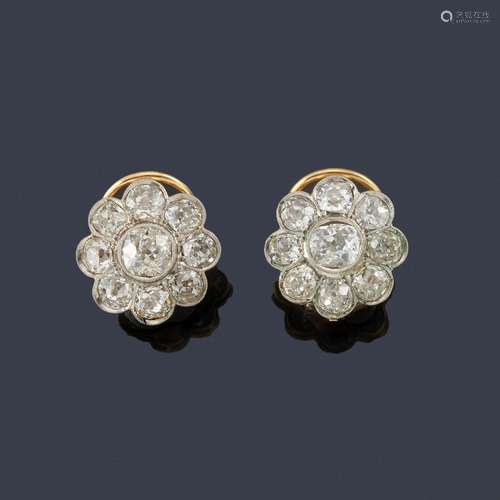 Short earrings with antique cut diamond rosettes o…