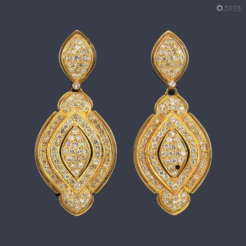 Long earrings with 8/8 cut diamonds in 18K yellow …