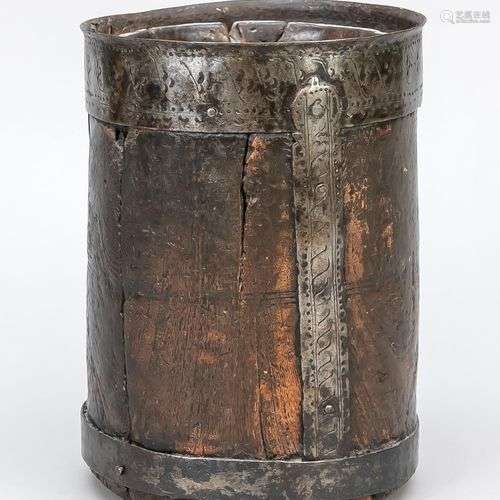 Récipient cylindrique, 18e/19e siècle, bois dur foncé et mon...