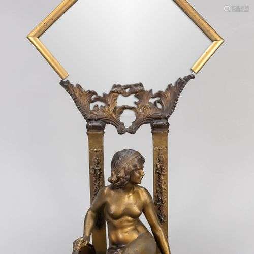 Miroir figuratif (Mariage), en bronze à décor doré. Socle de...