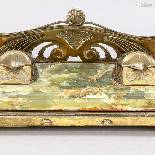 Dessus de bureau Art Nouveau, vers 1900. Plaque en onyx sert...