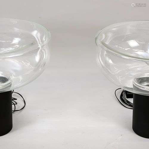 Paire de lampes design, années 80/90. Pied cylindrique avec ...