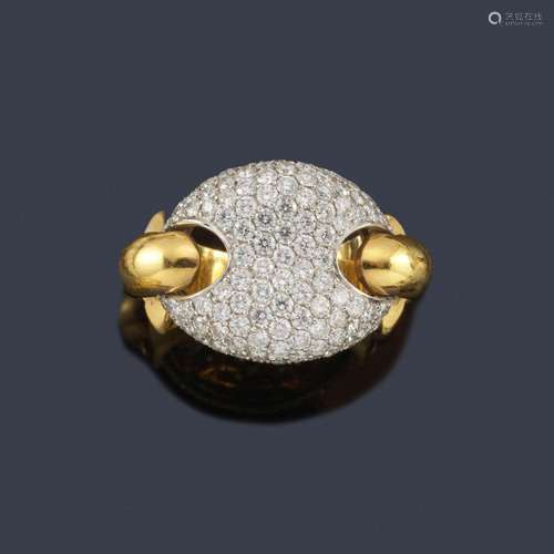 Ring with a central motif in the shape of a calabr…