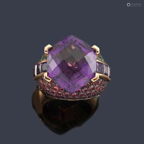 Big faceted amethyst bombé ring with faceted ameth…