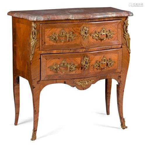 COMMODE EN BOIS DE ROSE ET BOIS DE VIOLETTE de forme mouveme...