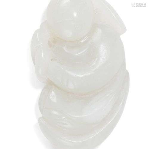 PENDENTIF EN JADE CELADON PALE Chine. En forme d'enfant. H.:...