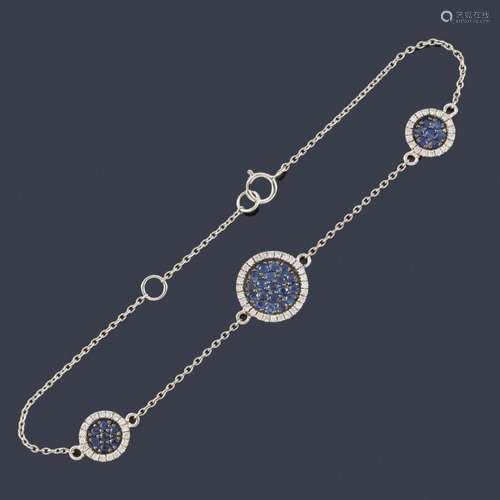 Bracelet with three circular motifs with sapphire …