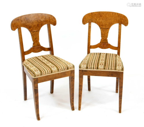 Pair of chairs in Biedermeier