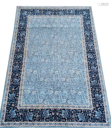 Carpet, 220 x 154 cm.