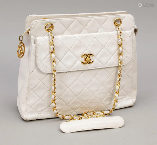 Chanel, Vintage Quilted White