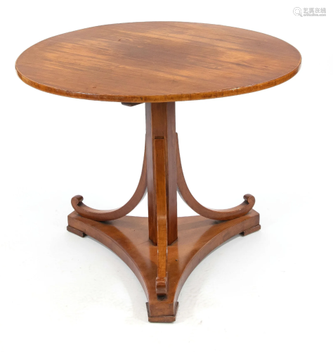 Round Biedermeier table c. 183